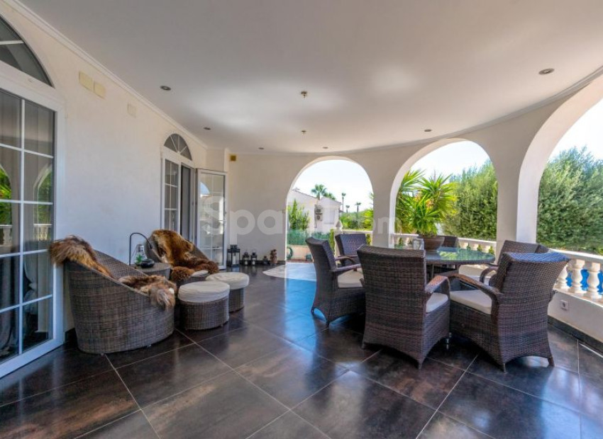 Segunda mano - Villa -
Torrevieja