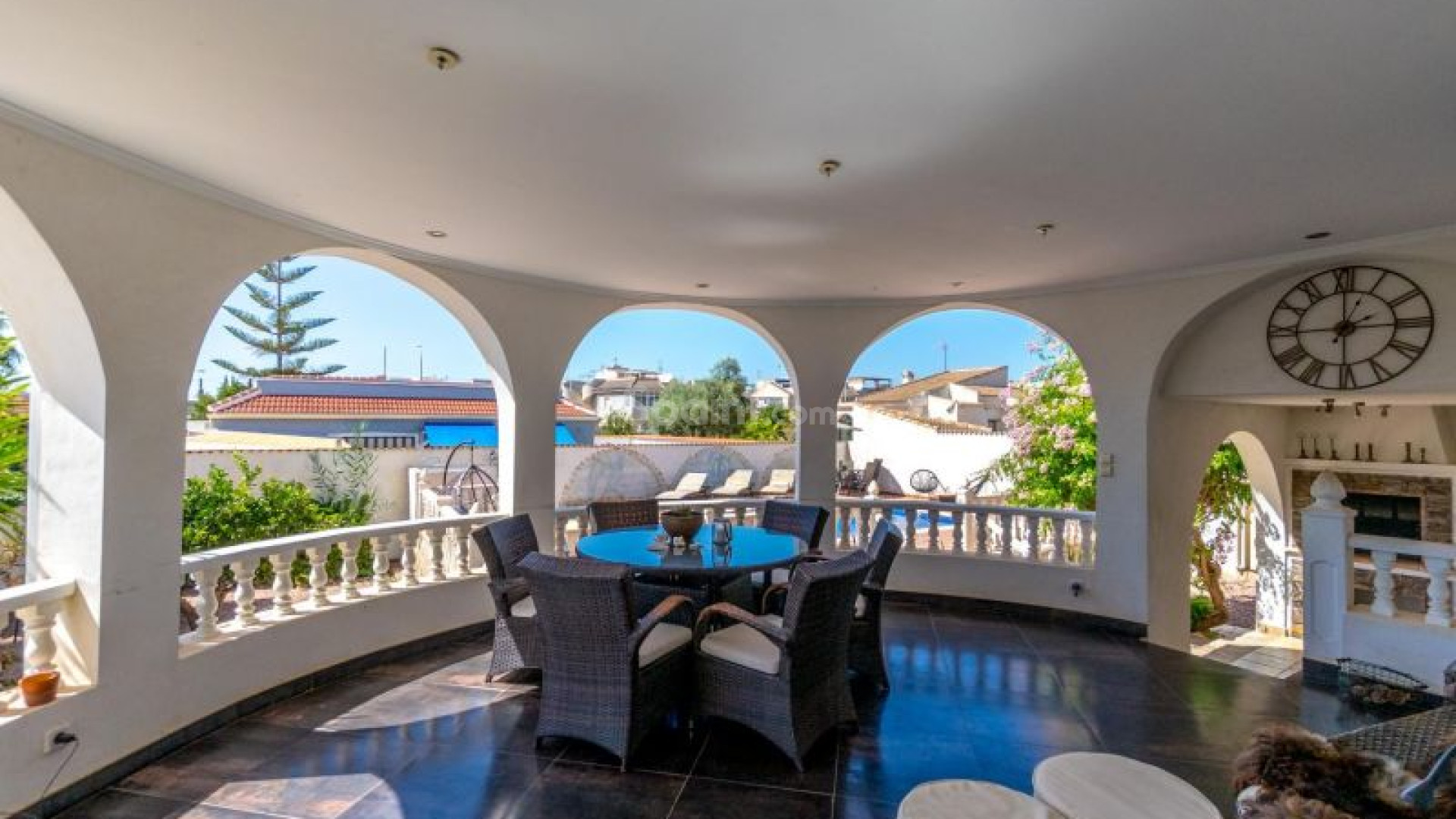 Segunda mano - Villa -
Torrevieja