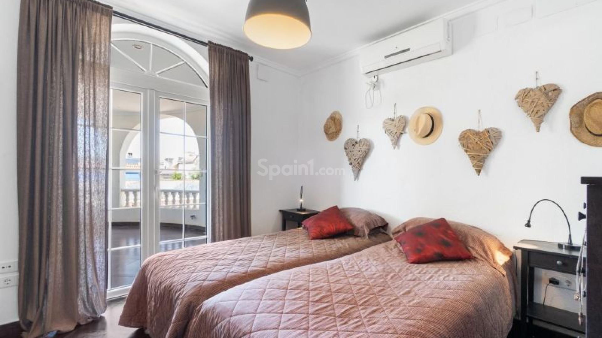 Segunda mano - Villa -
Torrevieja