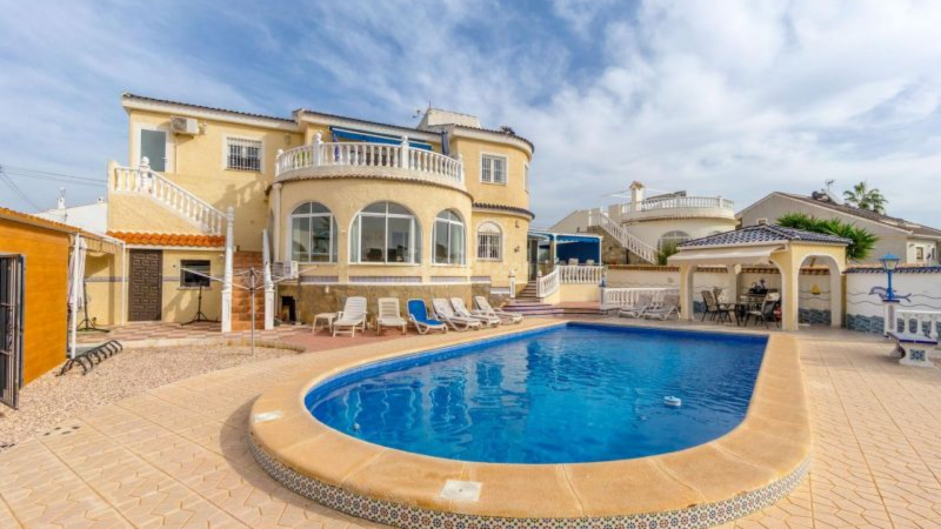 Segunda mano - Villa -
Torrevieja