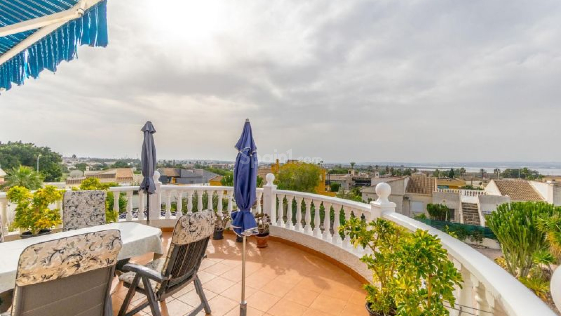 Segunda mano - Villa -
Torrevieja