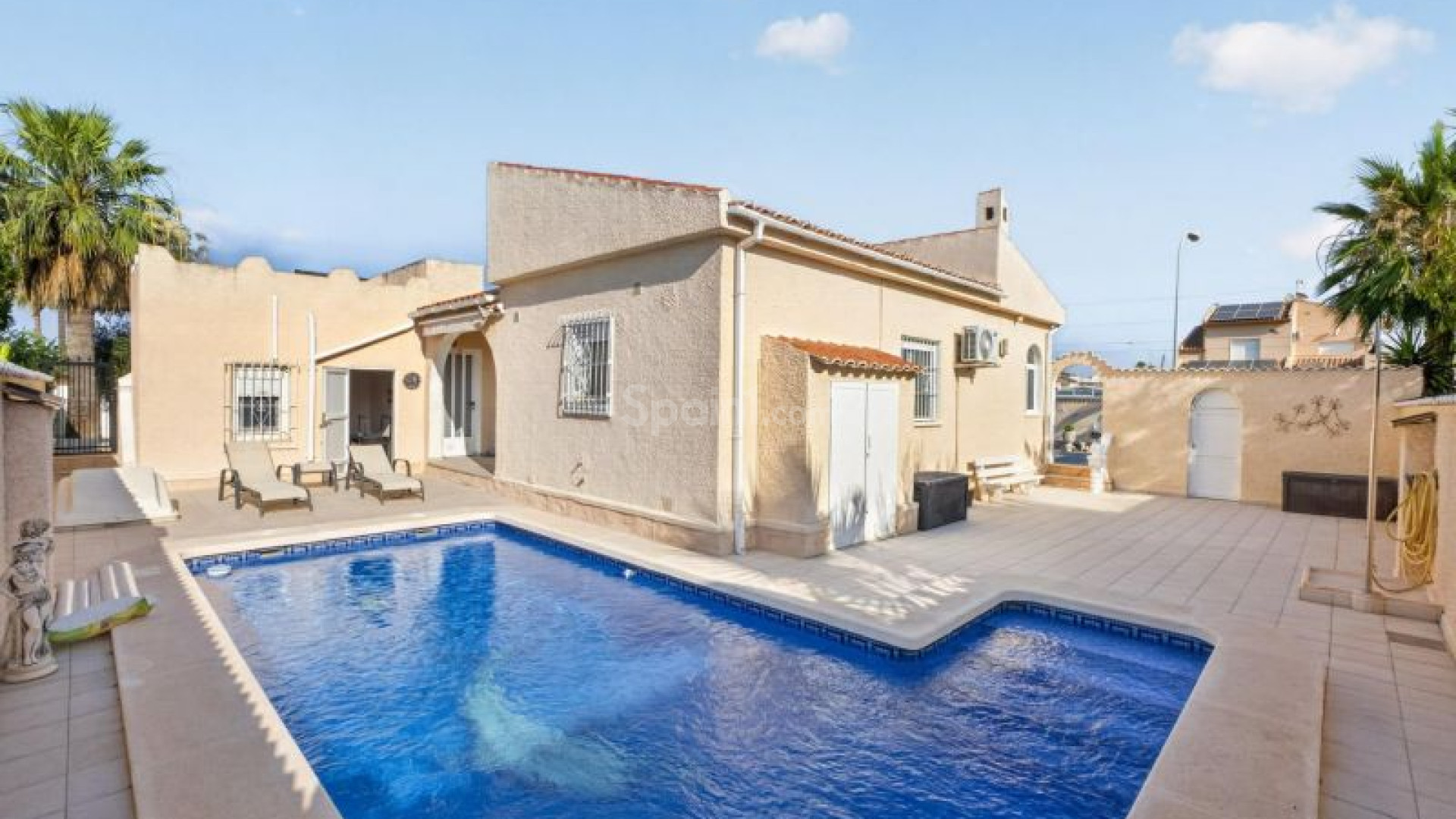 Segunda mano - Villa -
Torrevieja
