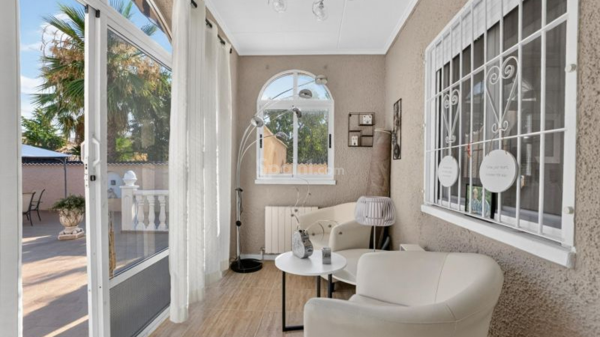 Segunda mano - Villa -
Torrevieja