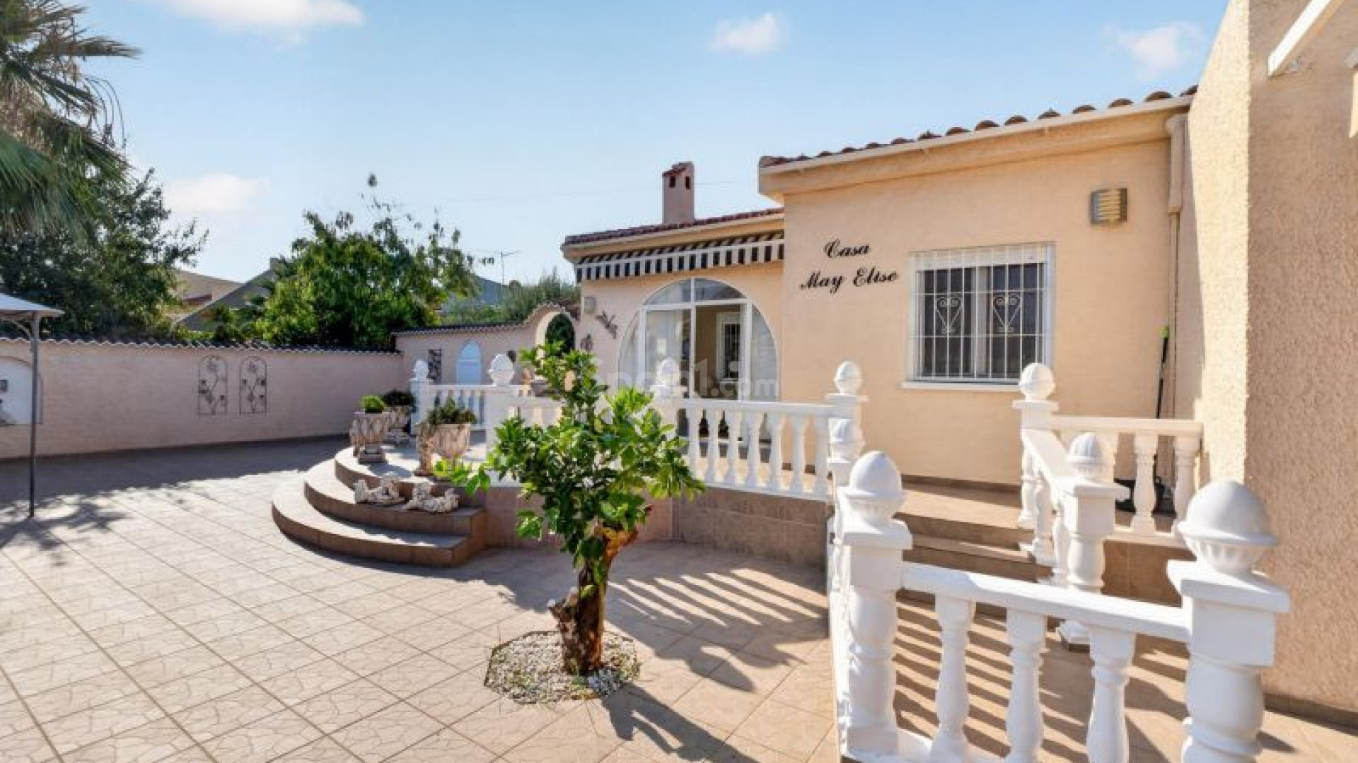 Segunda mano - Villa -
Torrevieja