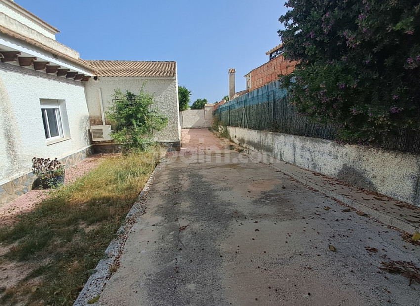 Segunda mano - Villa -
Villamartín - Villamartin