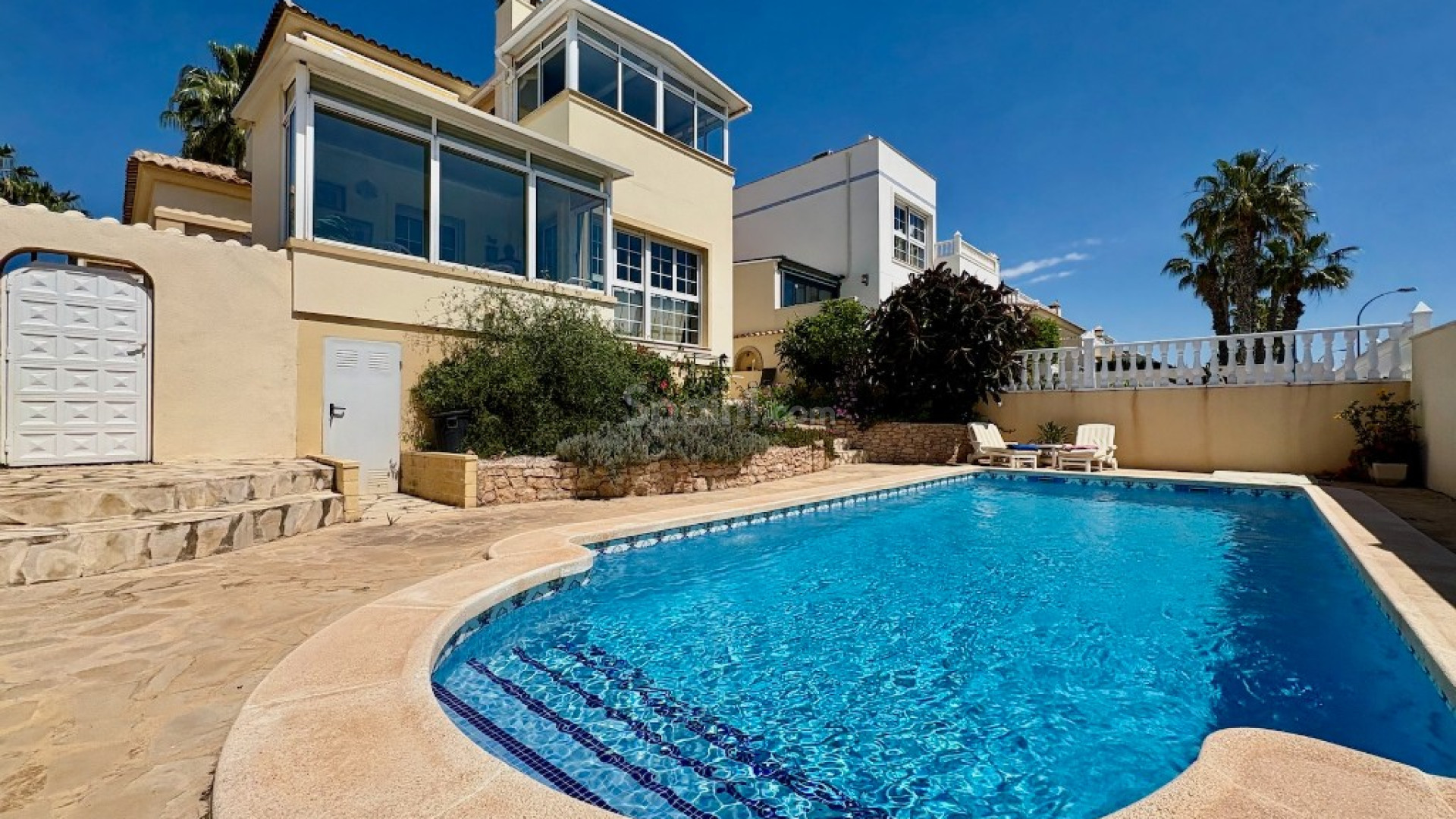 Segunda mano - Villa -
Villamartín - Villamartin