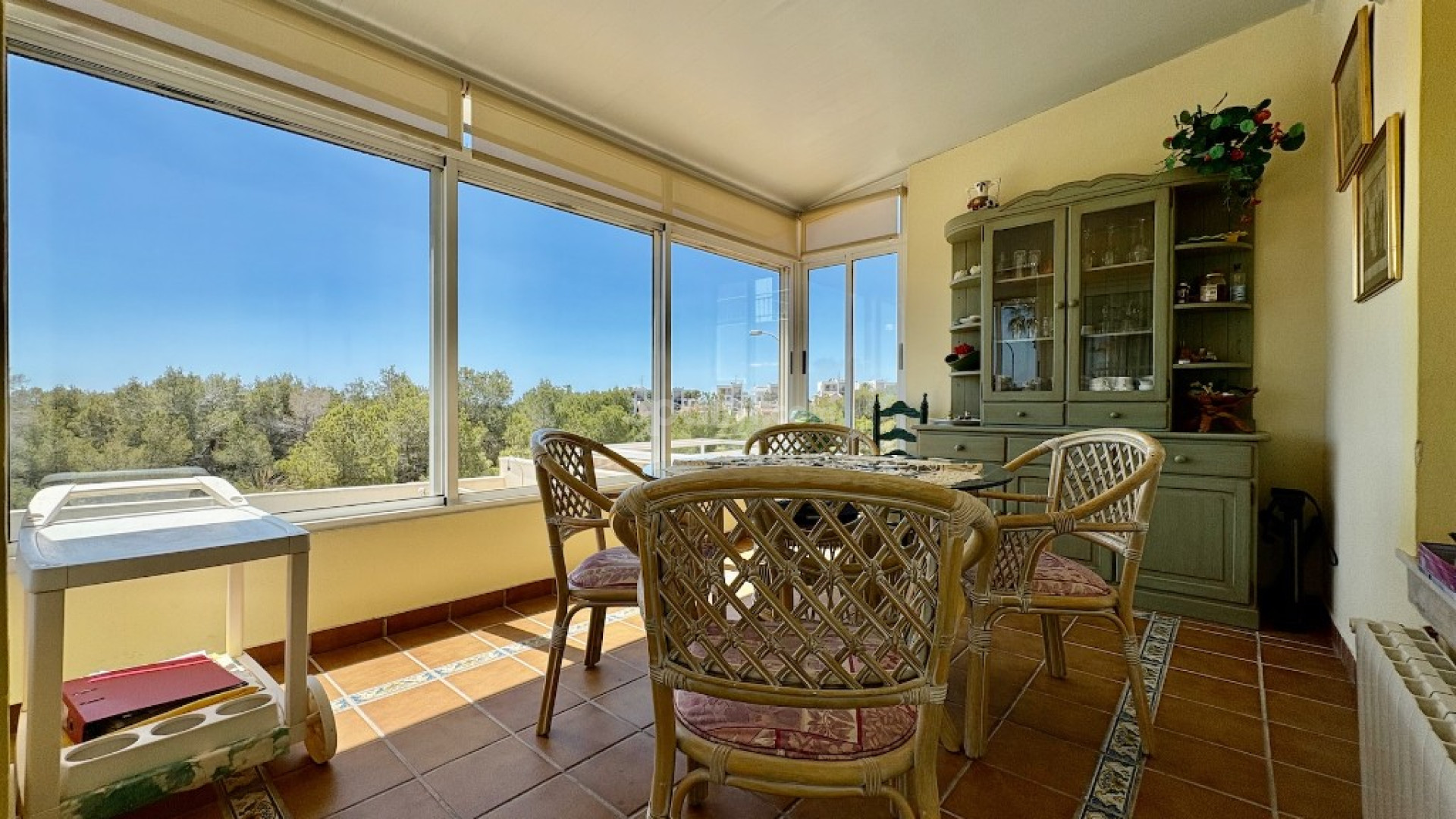 Segunda mano - Villa -
Villamartín - Villamartin