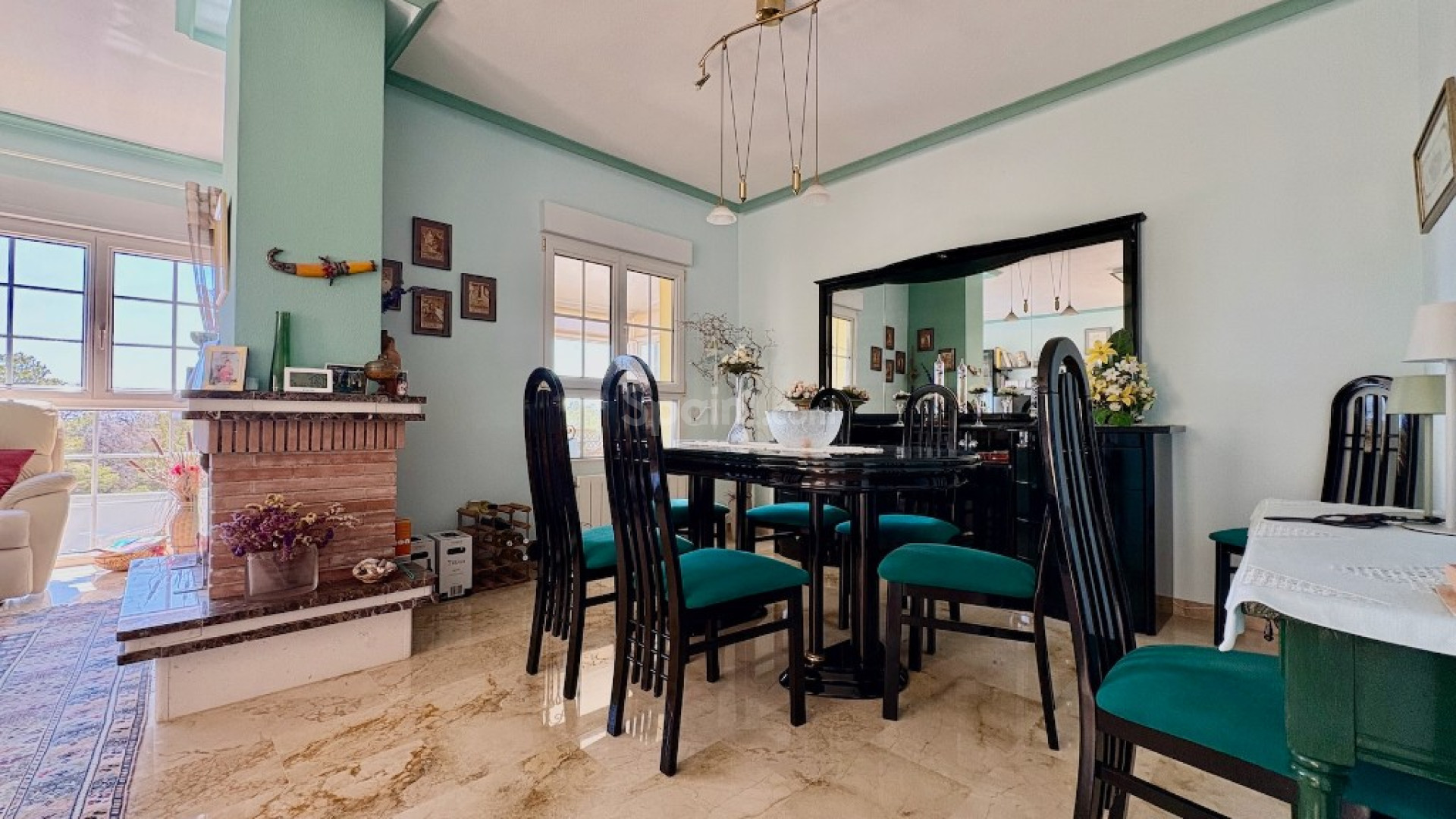 Segunda mano - Villa -
Villamartín - Villamartin