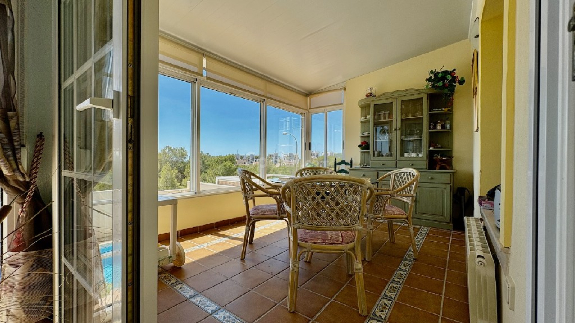 Segunda mano - Villa -
Villamartín - Villamartin