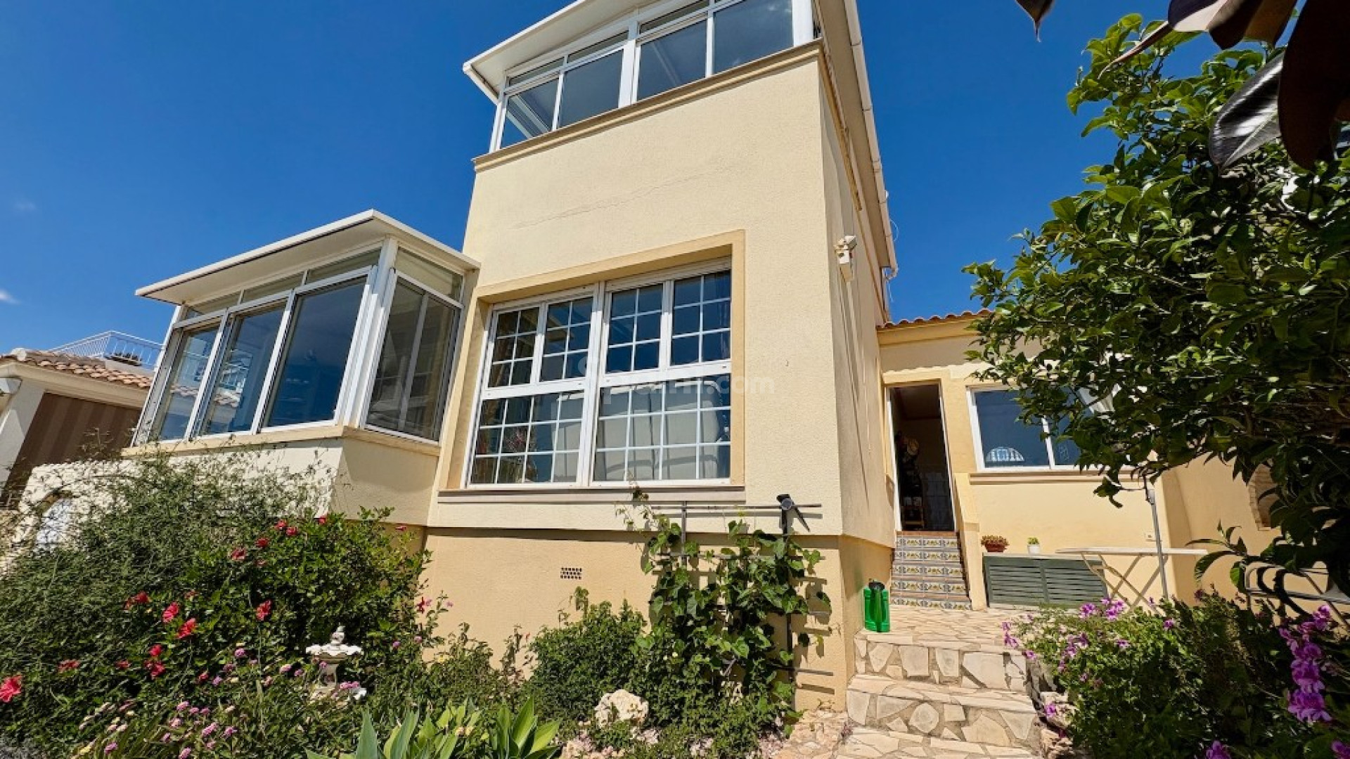 Segunda mano - Villa -
Villamartín - Villamartin