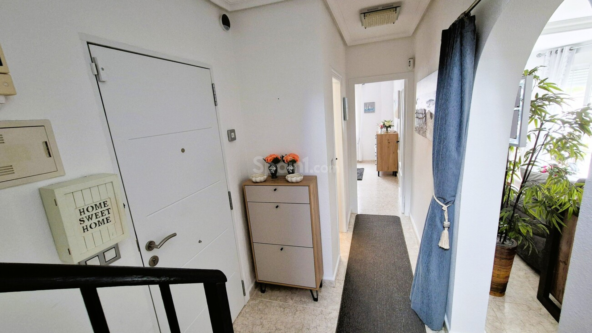 Segunda mano - Villa -
Villamartín - Villamartin