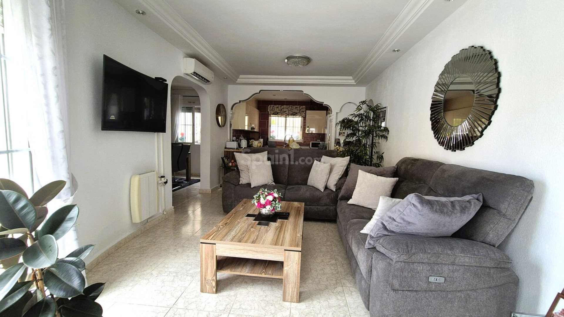 Segunda mano - Villa -
Villamartín - Villamartin