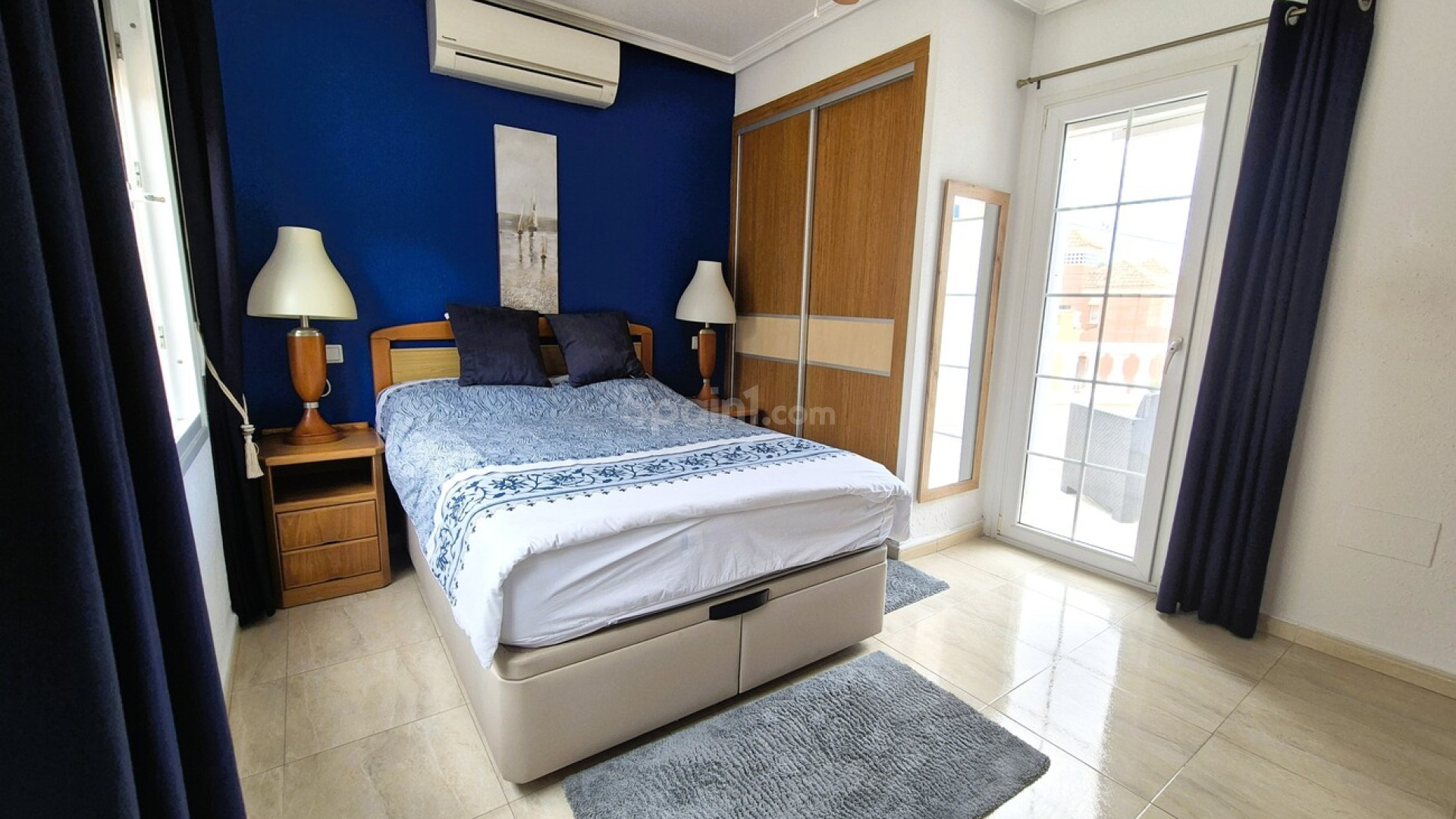 Segunda mano - Villa -
Villamartín - Villamartin