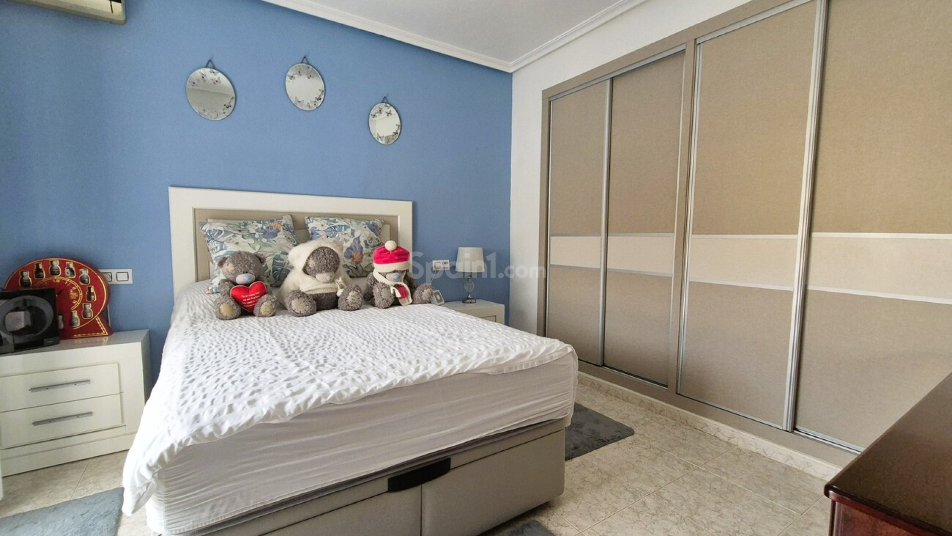 Segunda mano - Villa -
Villamartín - Villamartin