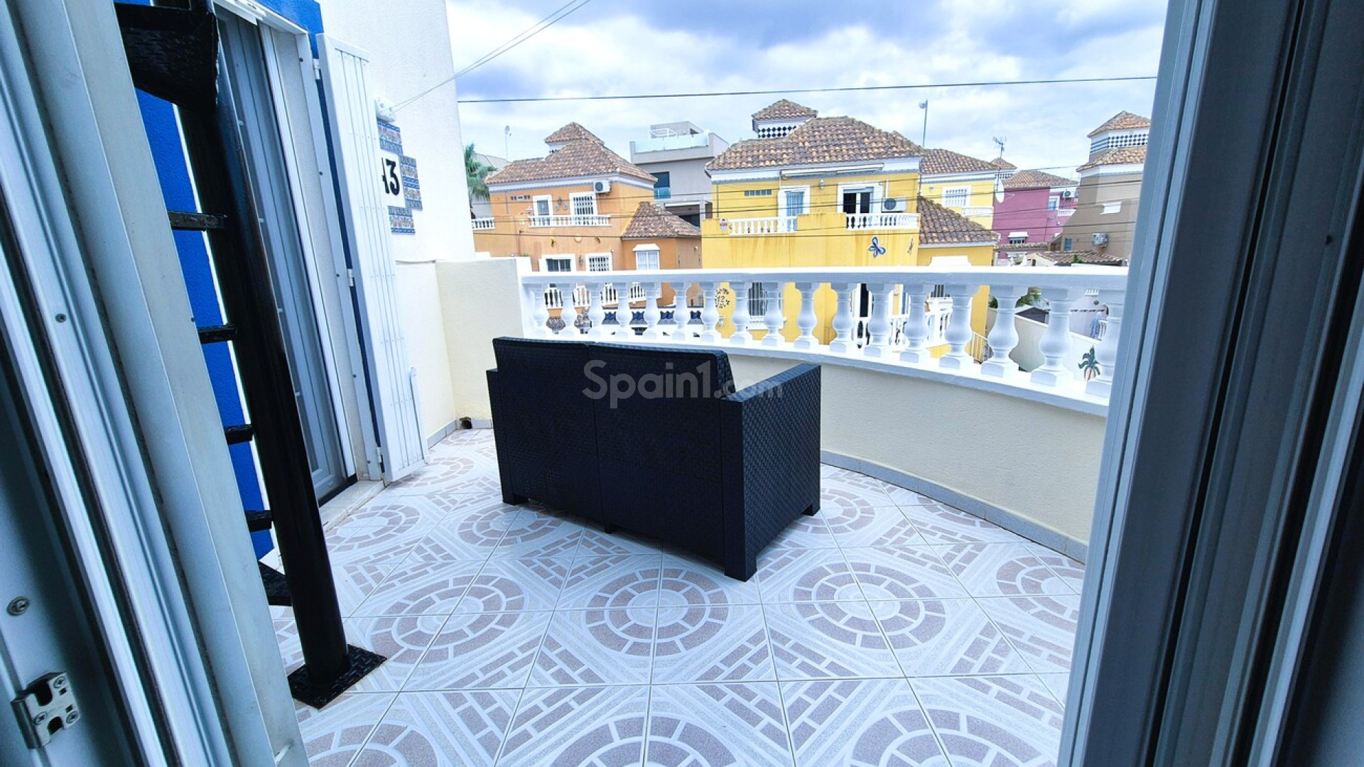 Segunda mano - Villa -
Villamartín - Villamartin