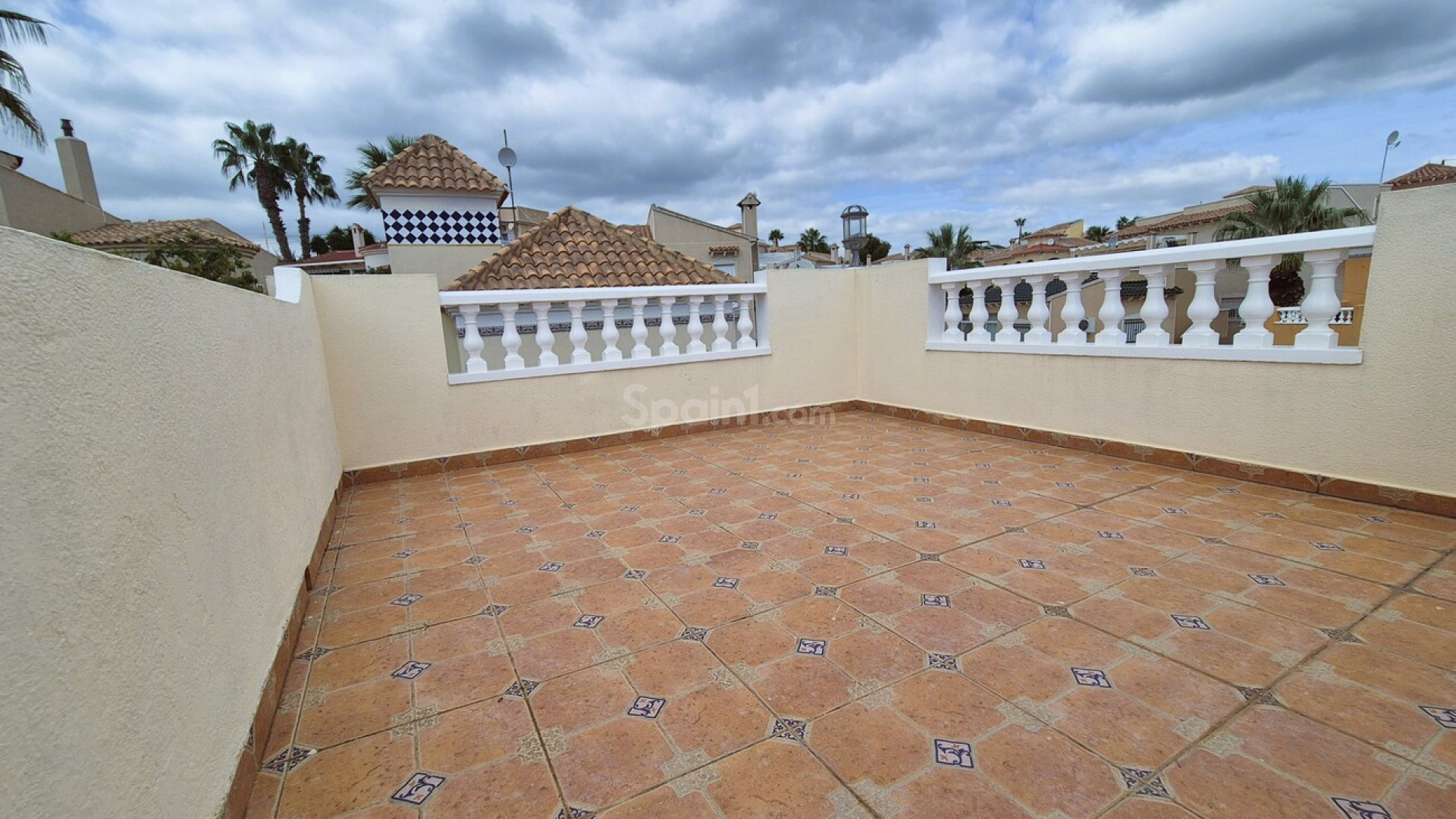 Segunda mano - Villa -
Villamartín - Villamartin