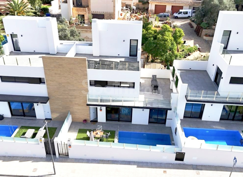 Segunda mano - Villa -
Villamartín - Villamartin