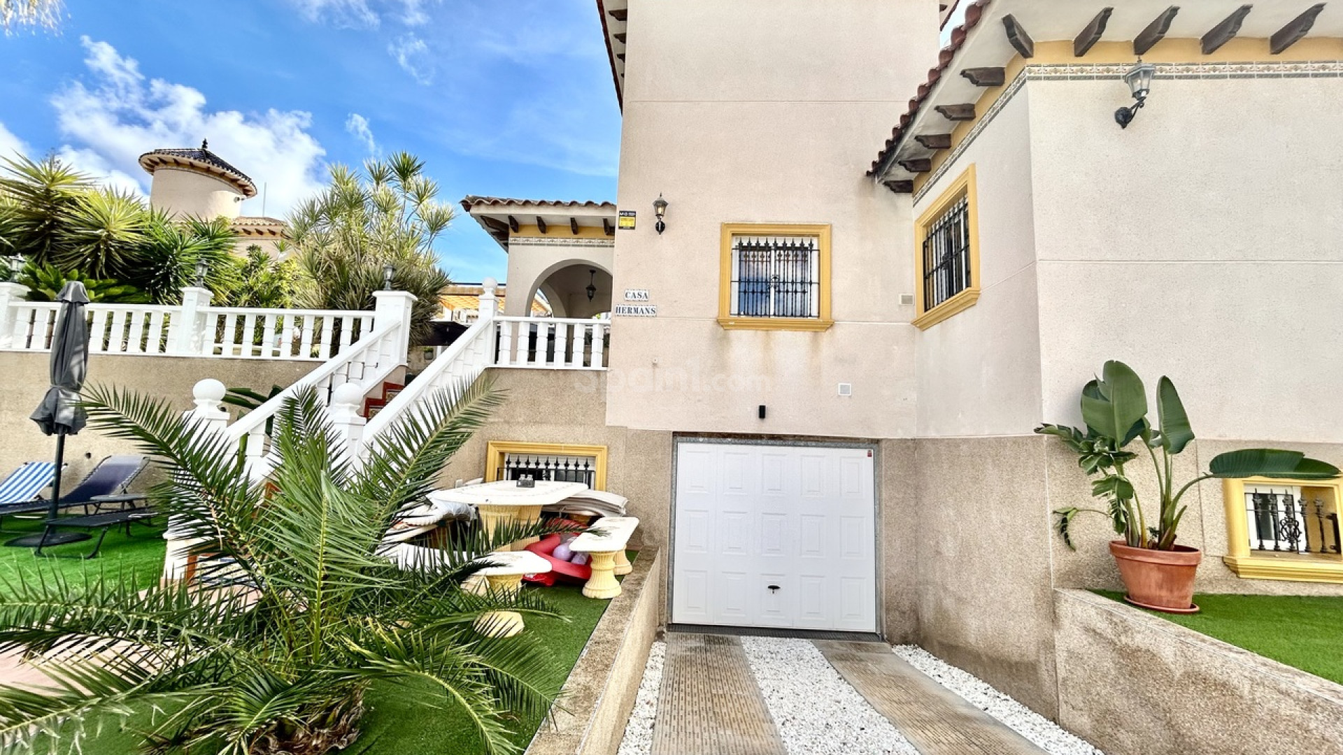 Segunda mano - Villa -
Villamartín - Villamartin
