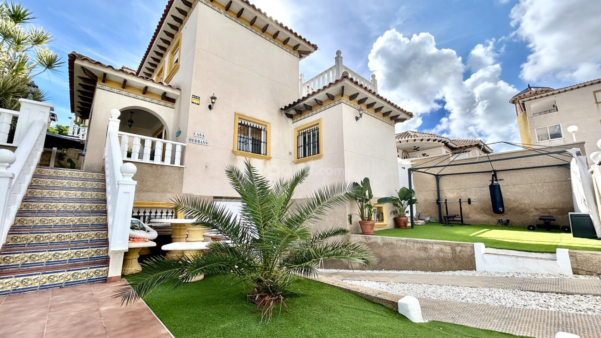 Segunda mano - Villa -
Villamartín - Villamartin