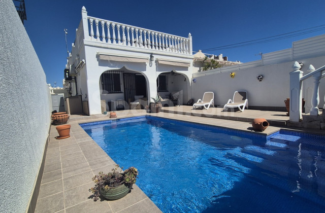 Semi Detached - Resale - Villamartín - Costa Blanca