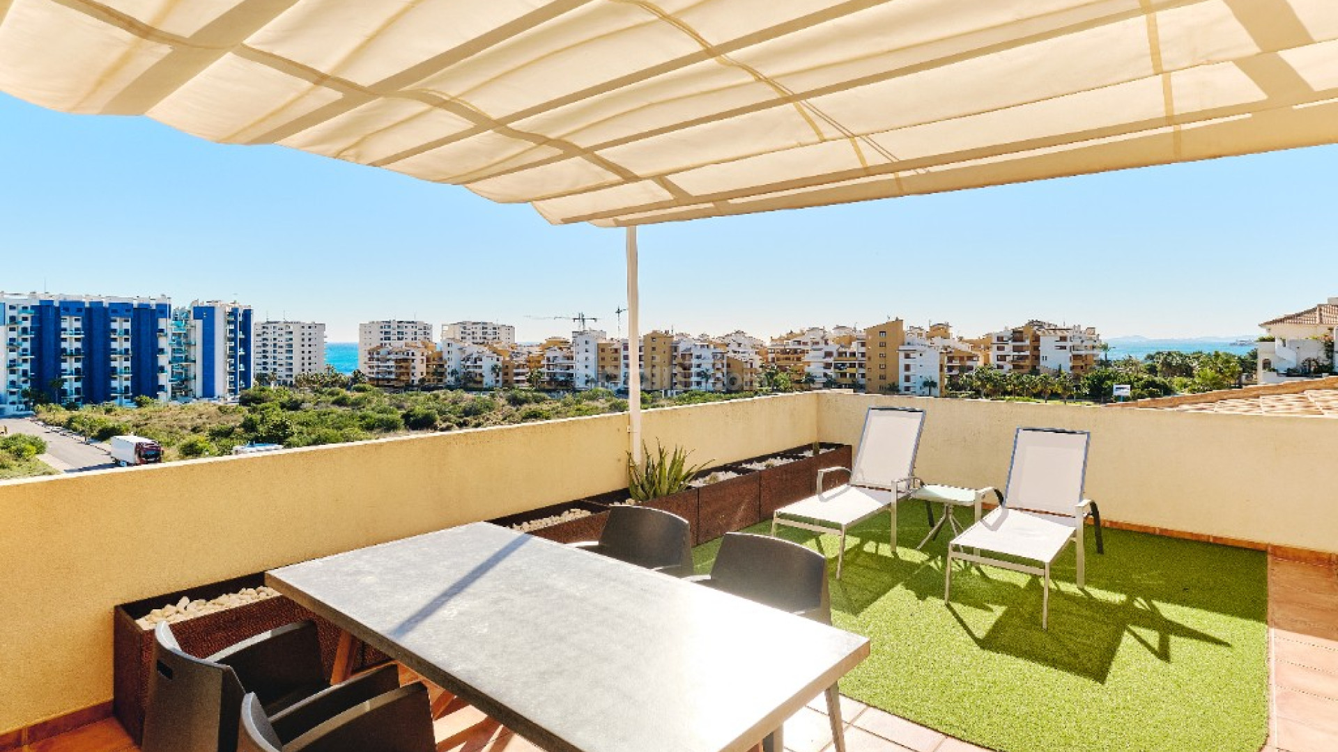 Short time rental - Apartment -
Punta Prima