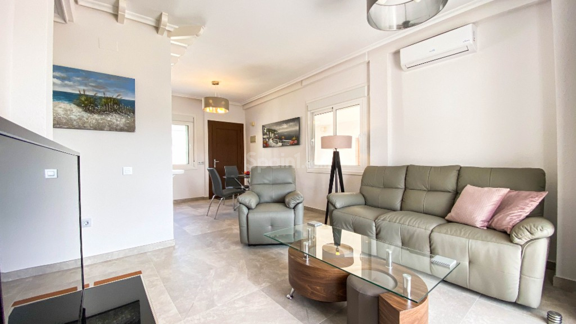 Short time rental - Lägenhet -
Punta Prima - Cala Dorada