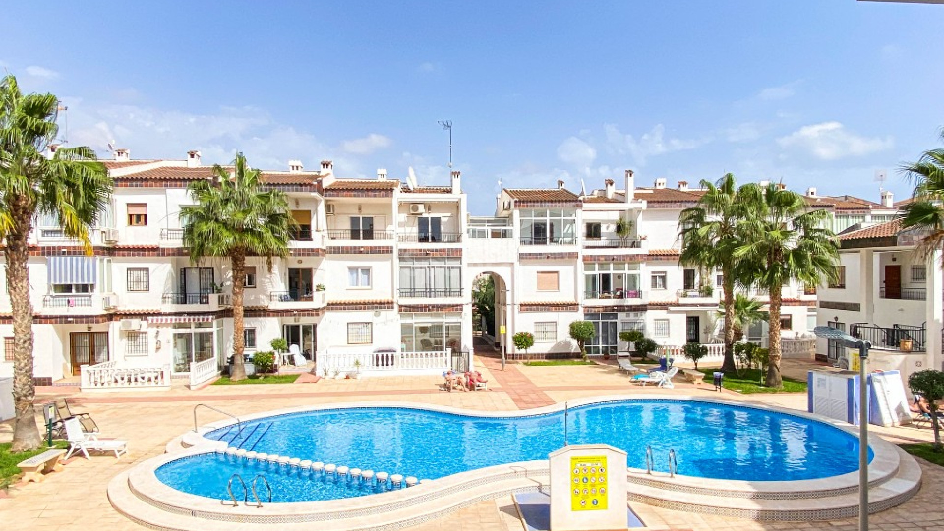 Short time rental - Lägenhet -
Punta Prima - Cala Dorada