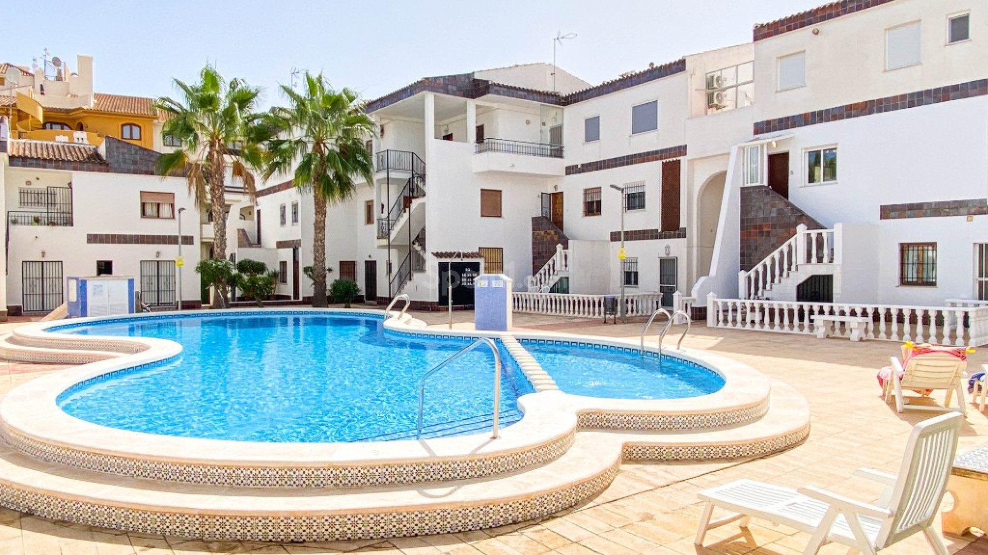 Short time rental - Lägenhet -
Punta Prima - Cala Dorada