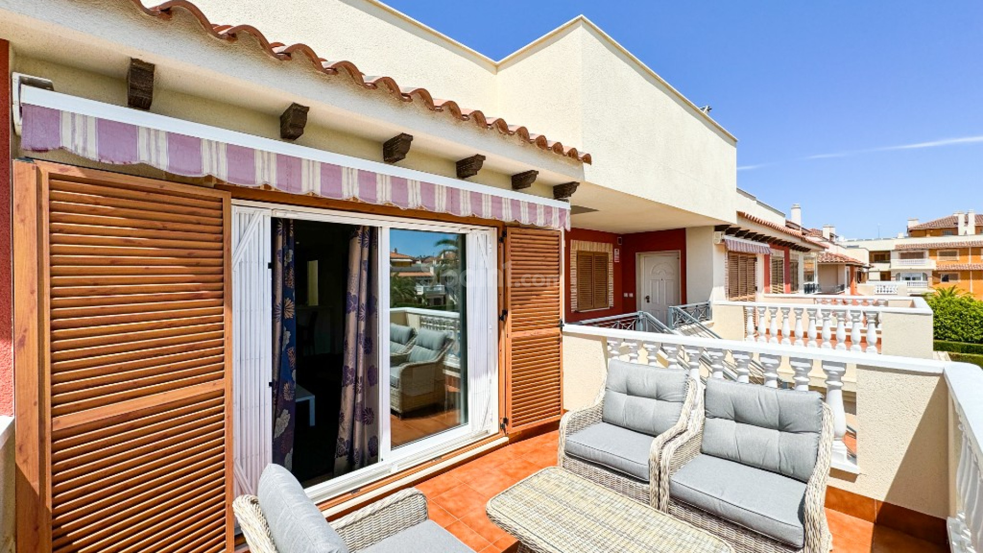 Short time rental - Leilighet -
Playa Flamenca - Zeniamar