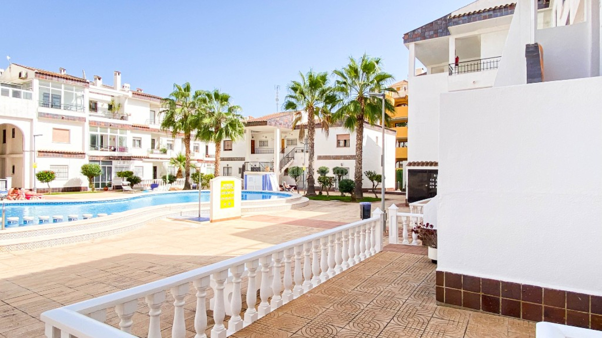 Short time rental - Wohnung -
Punta Prima - Cala Dorada