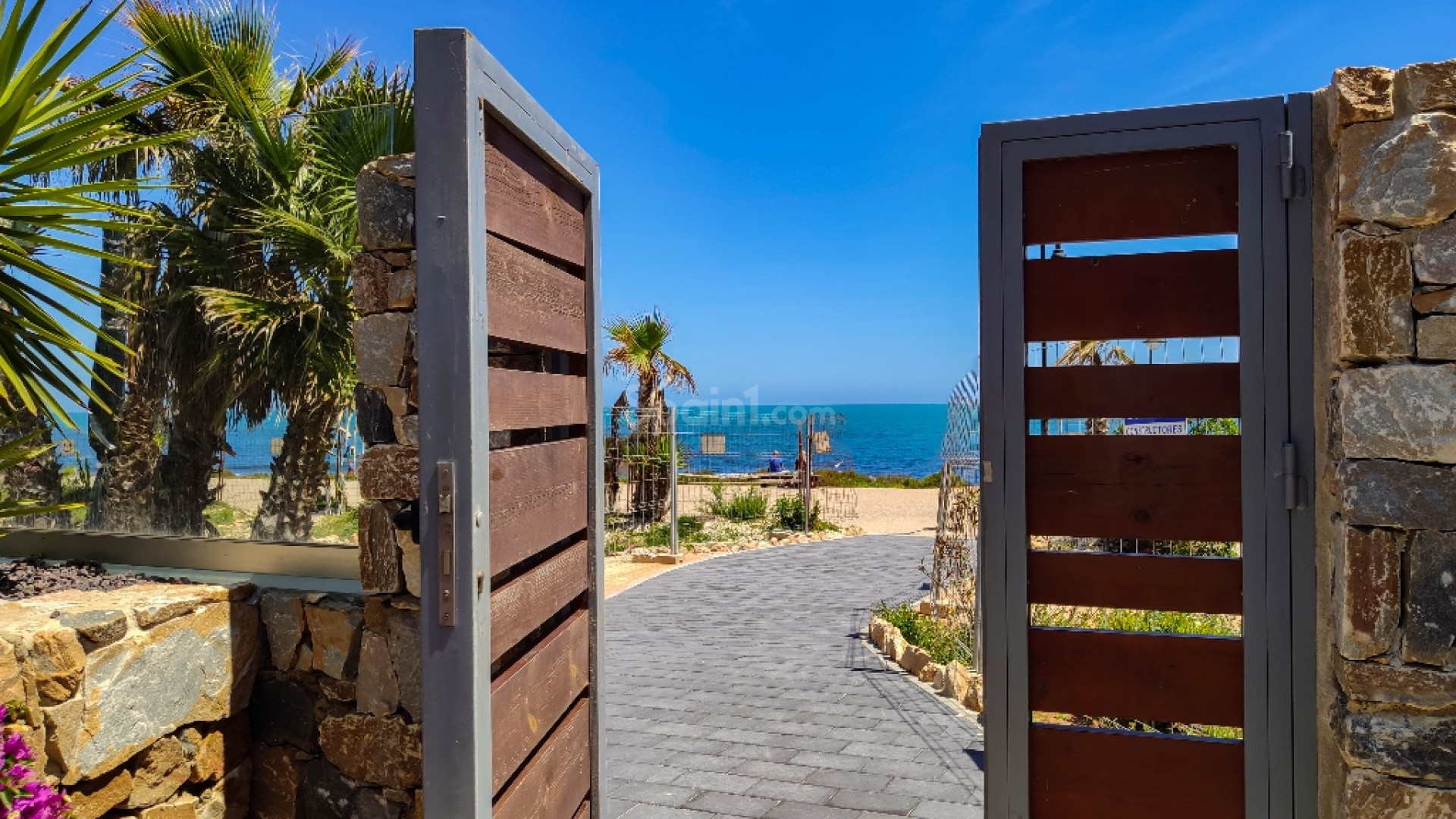 Short time rental - Wohnung -
Punta Prima