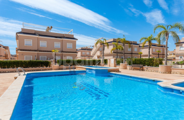 Townhouse - Resale - Lomas de Cabo Roig - 93979