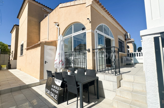 Townhouse - Resale - Los Altos - Los Altos