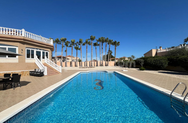 Villa - Bruktbolig - Catral - Catral