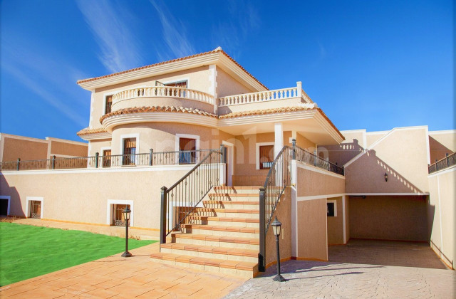 Villa - Bruktbolig - Los Altos - Los Altos