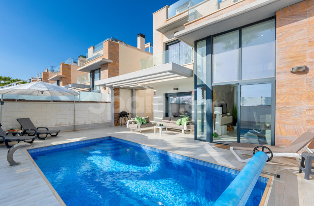 Villa - Bruktbolig - Orihuela Costa - Lomas de Cabo Roig