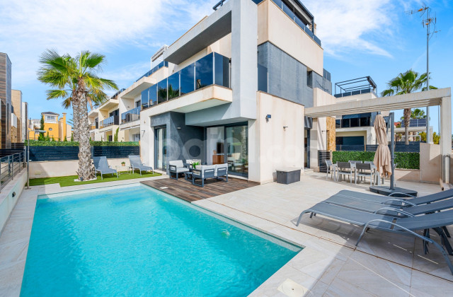 Villa - Bruktbolig - Orihuela Costa - Lomas de Cabo Roig