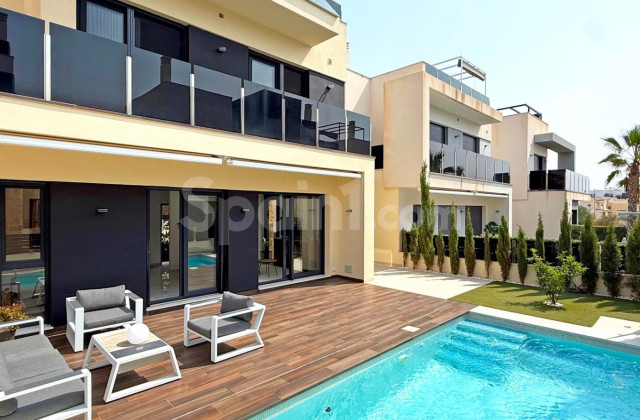 Villa - Bruktbolig - Orihuela Costa - Lomas de Cabo Roig
