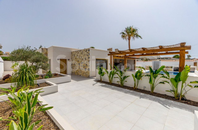 Villa - Bruktbolig - TORREVIEJA - Torreta Florida
