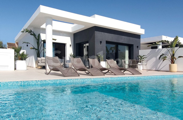 Villa - Nueva construcción  - Ciudad Quesada - S-11117