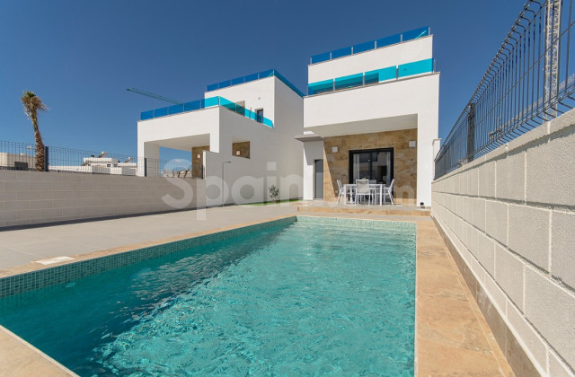 Villa - Nueva construcción  - Entre Naranjos - Vista Bella