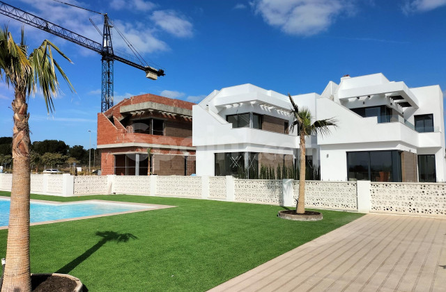 Villa - Nueva construcción  - Pilar de la Horadada - Lo Romero Golf