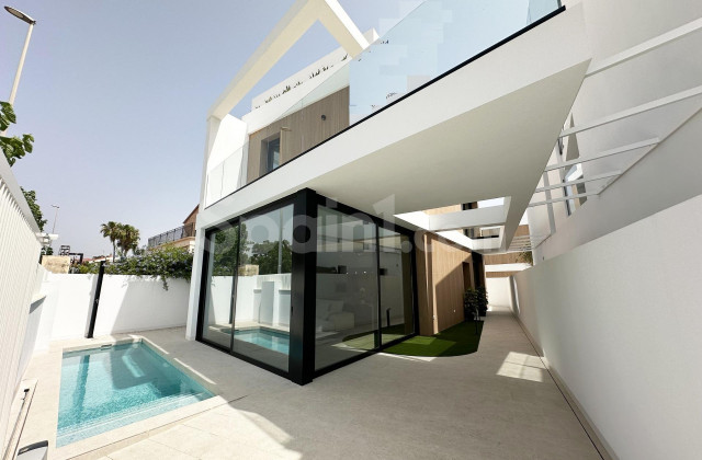 Villa - Nueva construcción  - Pilar de la Horadada - Torre de la Horadada