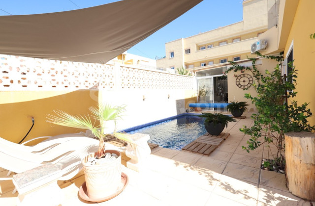 Villa - Resale - Cabo Roig - Lomas de Cabo Roig