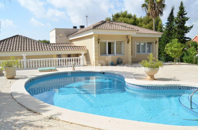Villa - Resale - Dehesa de Campoamor - ES-69805
