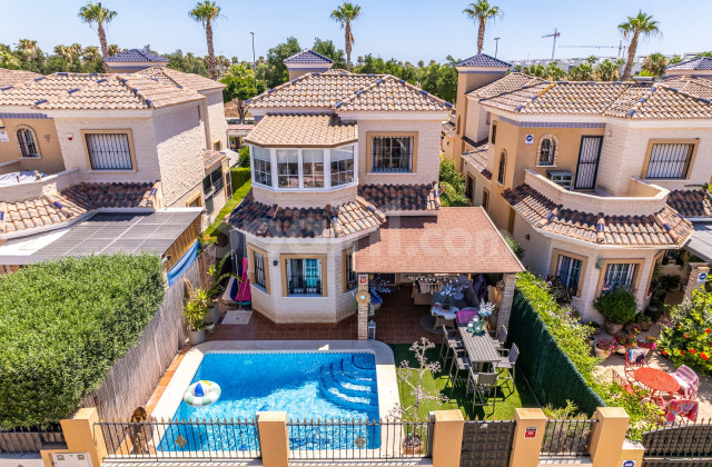 Villa - Resale - EL RASO - El Raso