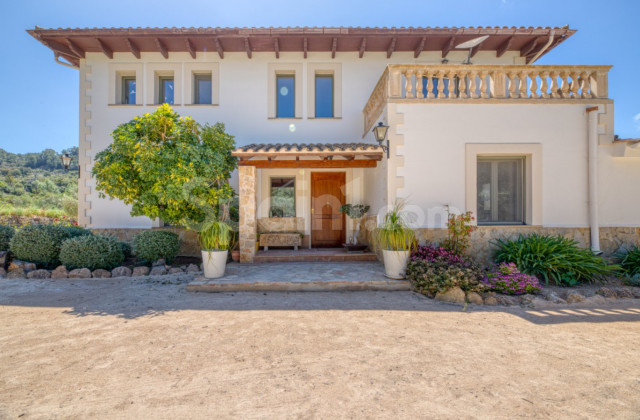 Villa - Resale - Esporlas - Mallorca