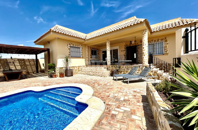 Villa - Resale - La Zenia - La Zenia