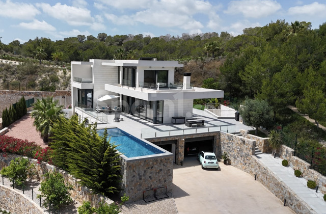 Villa - Resale - Las Colinas Golf Resort - Las Colinas Golf Resort