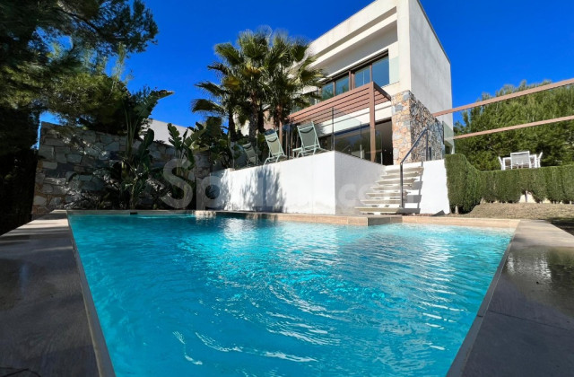 Villa - Resale - Las Colinas - Las Colinas Golf